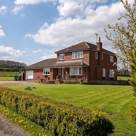 Tixall Manor Farm Stafford Exterior foto